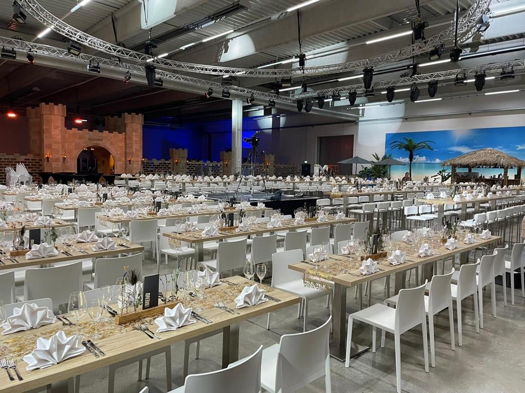 c9585379-c22b-4997-a434-0843be3b8420